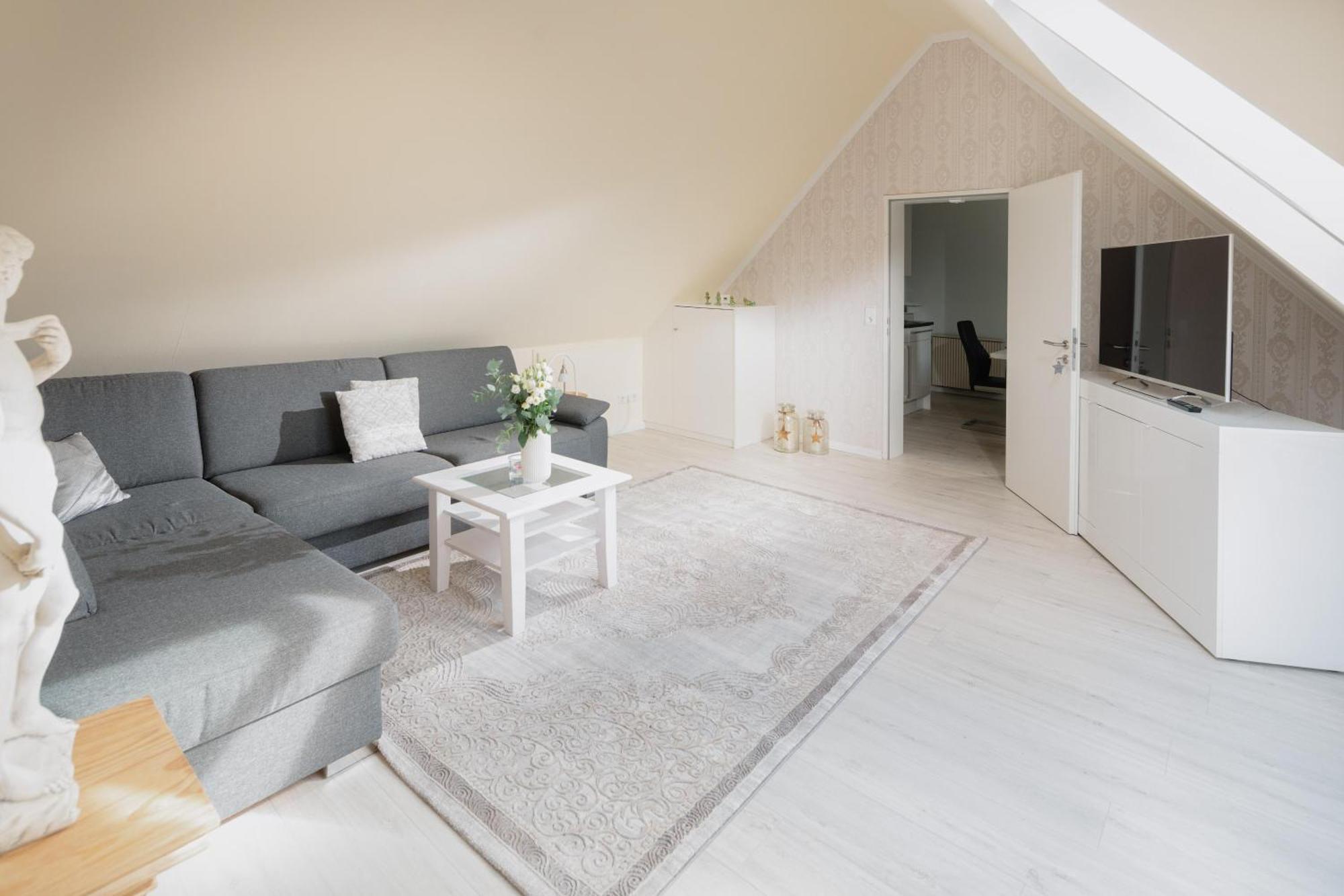 Aurora Apartment